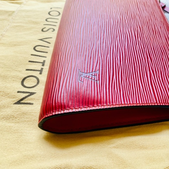 PRICE DROP! ❤️ Authentic Louis Vuitton Red Epi Leather Pochette Clutch - Picture 11 of 15